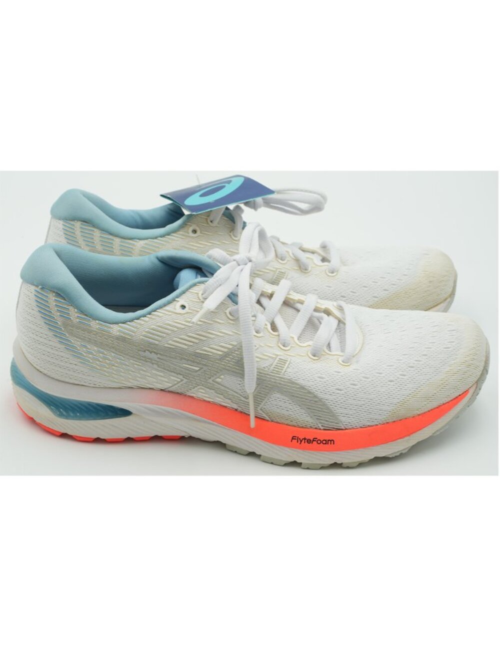 ASICS Gel-Cumulus 22 Women's running Shoes White/Pure Silver 9.5 M